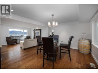 4244 Beach Avenue. Peachland, British Columbia