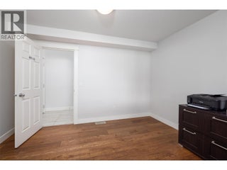 4244 Beach Avenue. Peachland, British Columbia