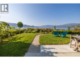 4244 Beach Avenue. Peachland, British Columbia