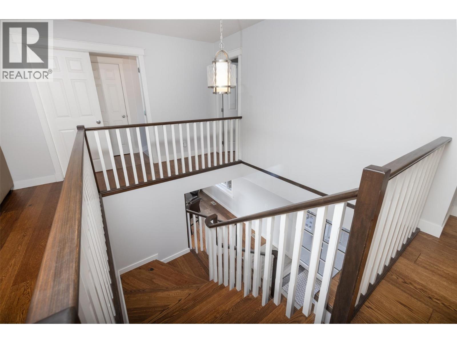 4244 Beach Avenue. Peachland, British Columbia