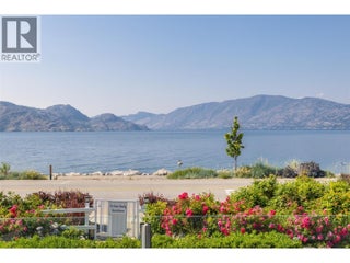 4244 Beach Avenue. Peachland, British Columbia