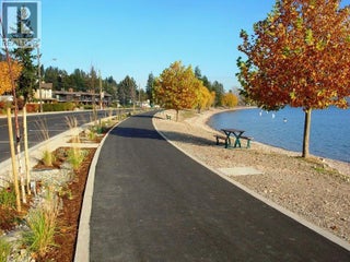 4244 Beach Avenue. Peachland, British Columbia