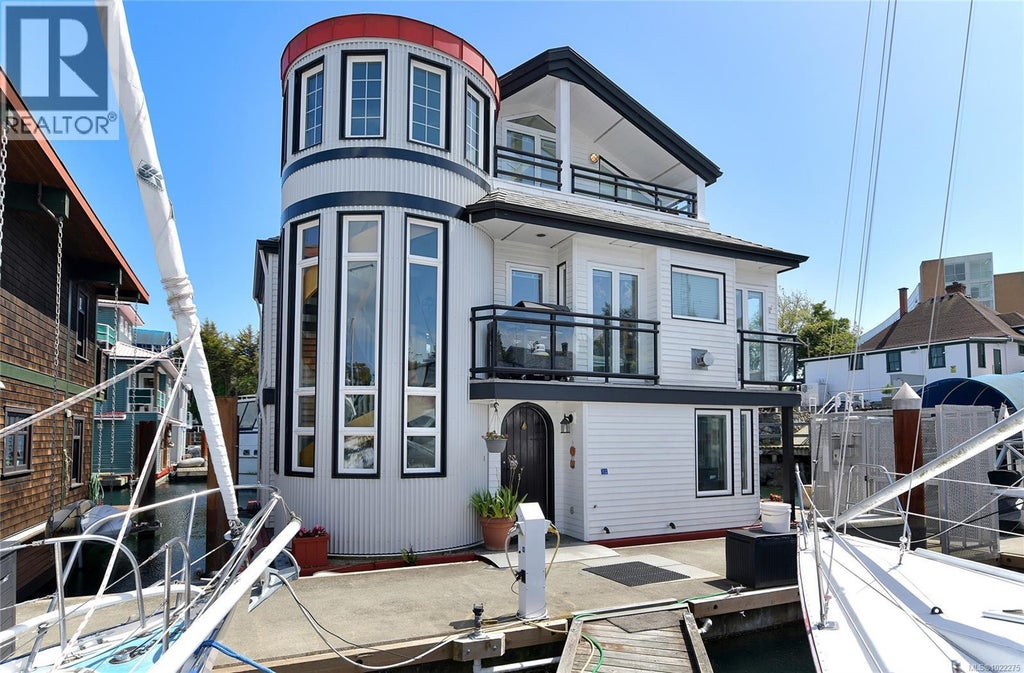 27 453 Head Street, Esquimalt