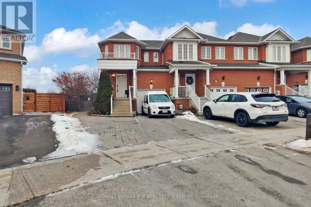 217 Stonebriar Drive N, Vaughan (maple)