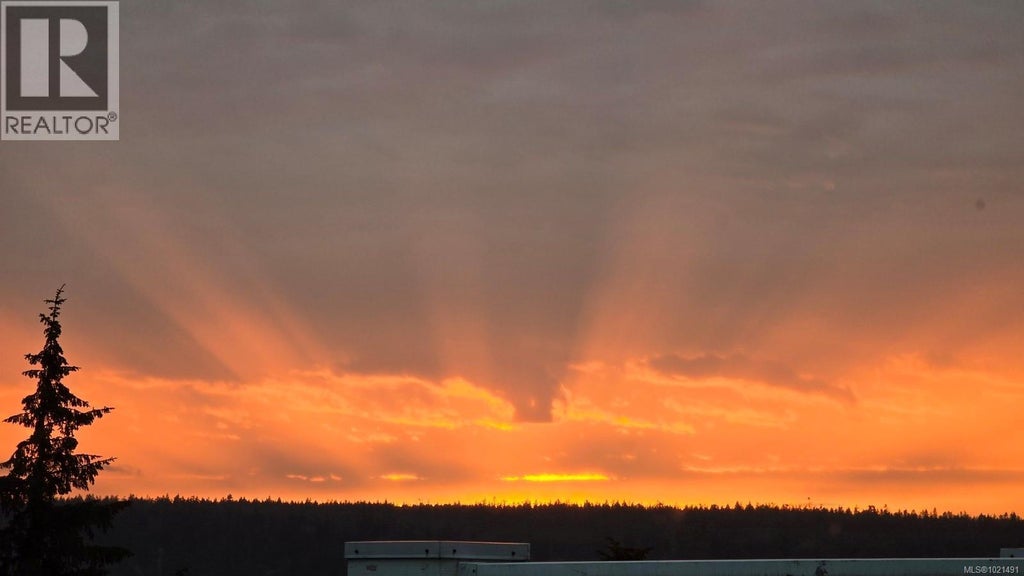 318 350 Island Highway S, Campbell River