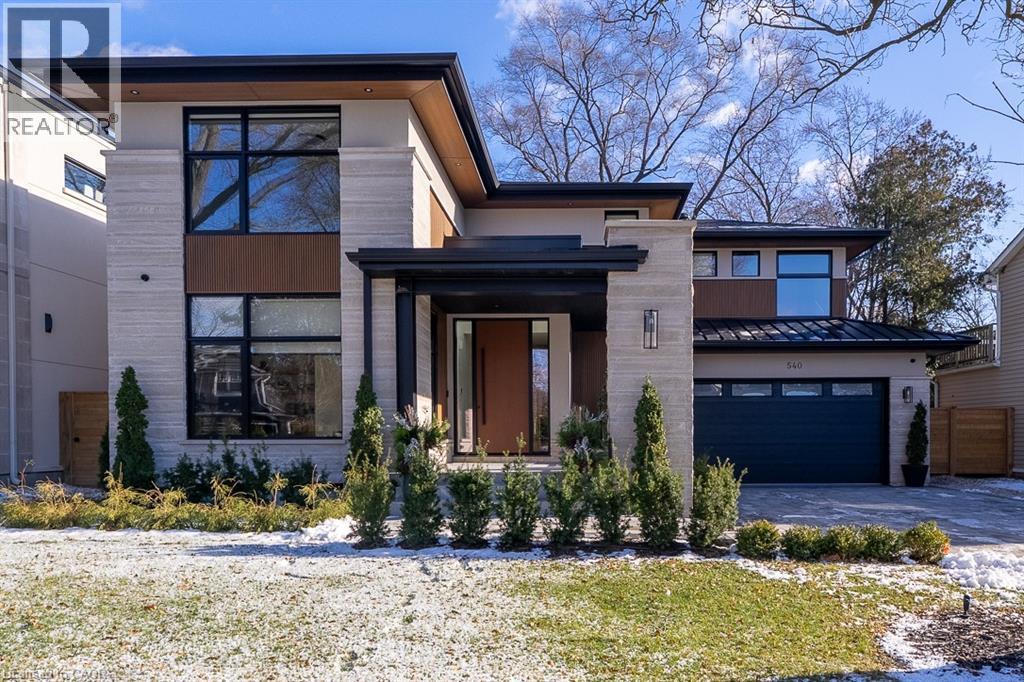 540 Patricia Drive, Oakville