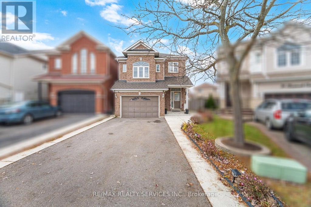 34 Bramoak Crescent, Brampton (northwest Sandalwood Parkway)