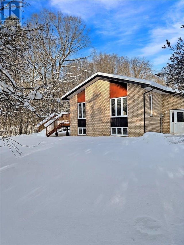 767 Main Street, Monetville