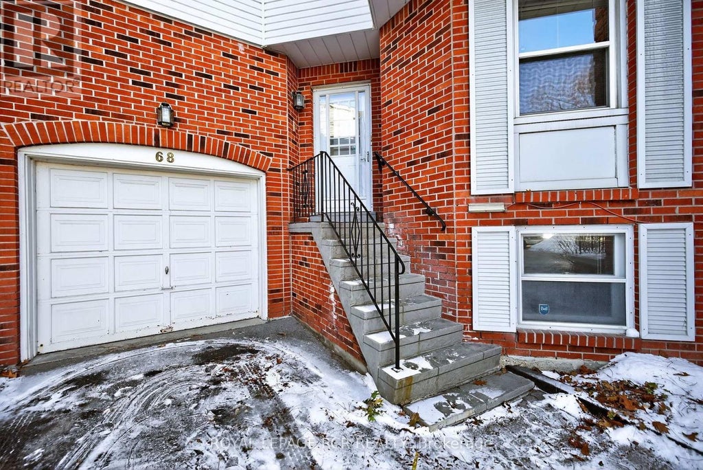 44 - 68 Confederation Way, Markham (thornhill)