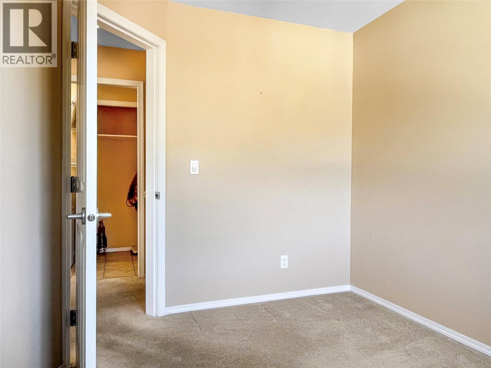 4 8507 70th Avenue. Osoyoos, British Columbia