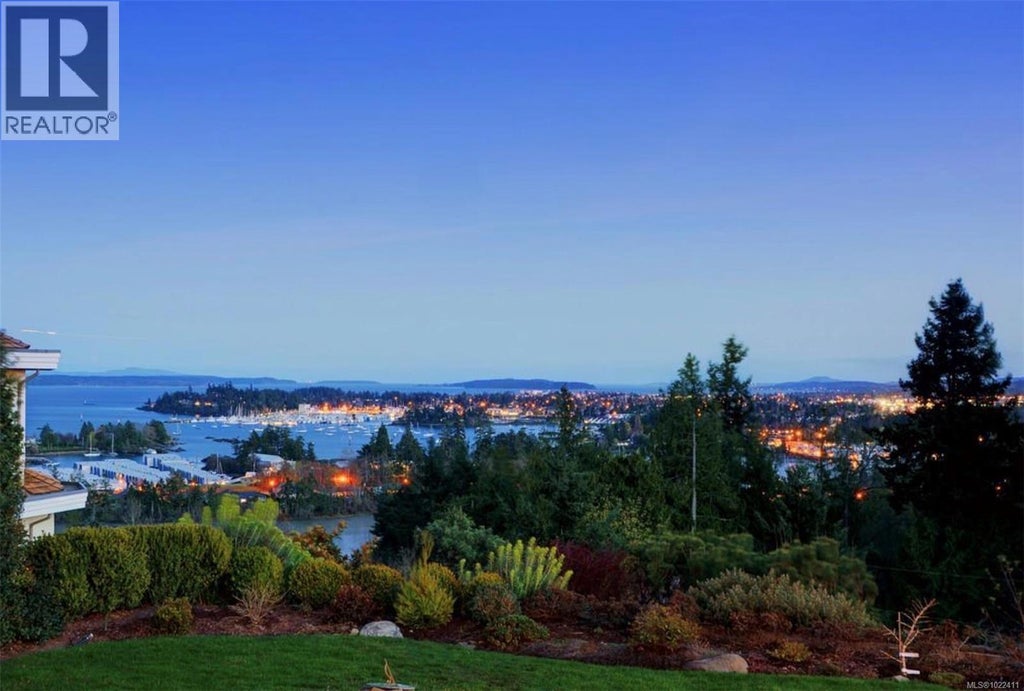 11008 Oriole Lane, North Saanich