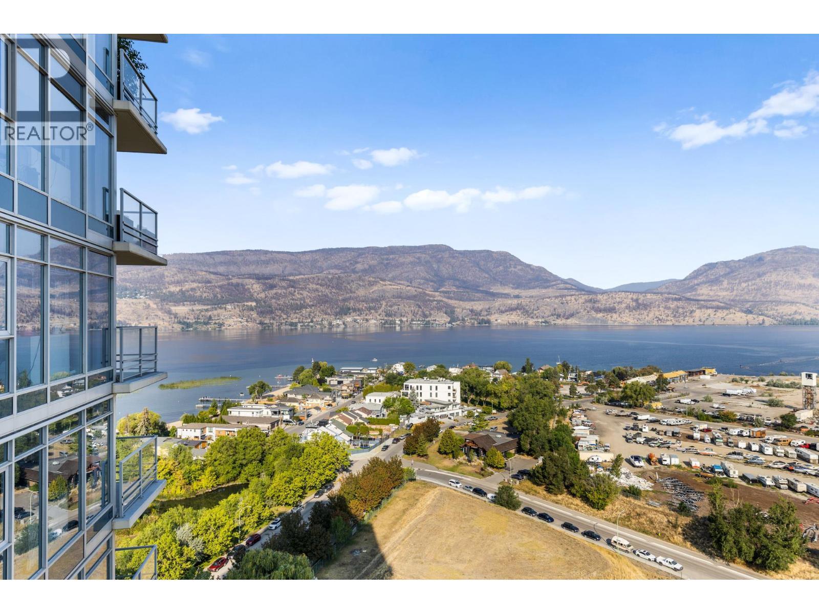 1075 Sunset Drive Unit# 2103. Kelowna, British Columbia