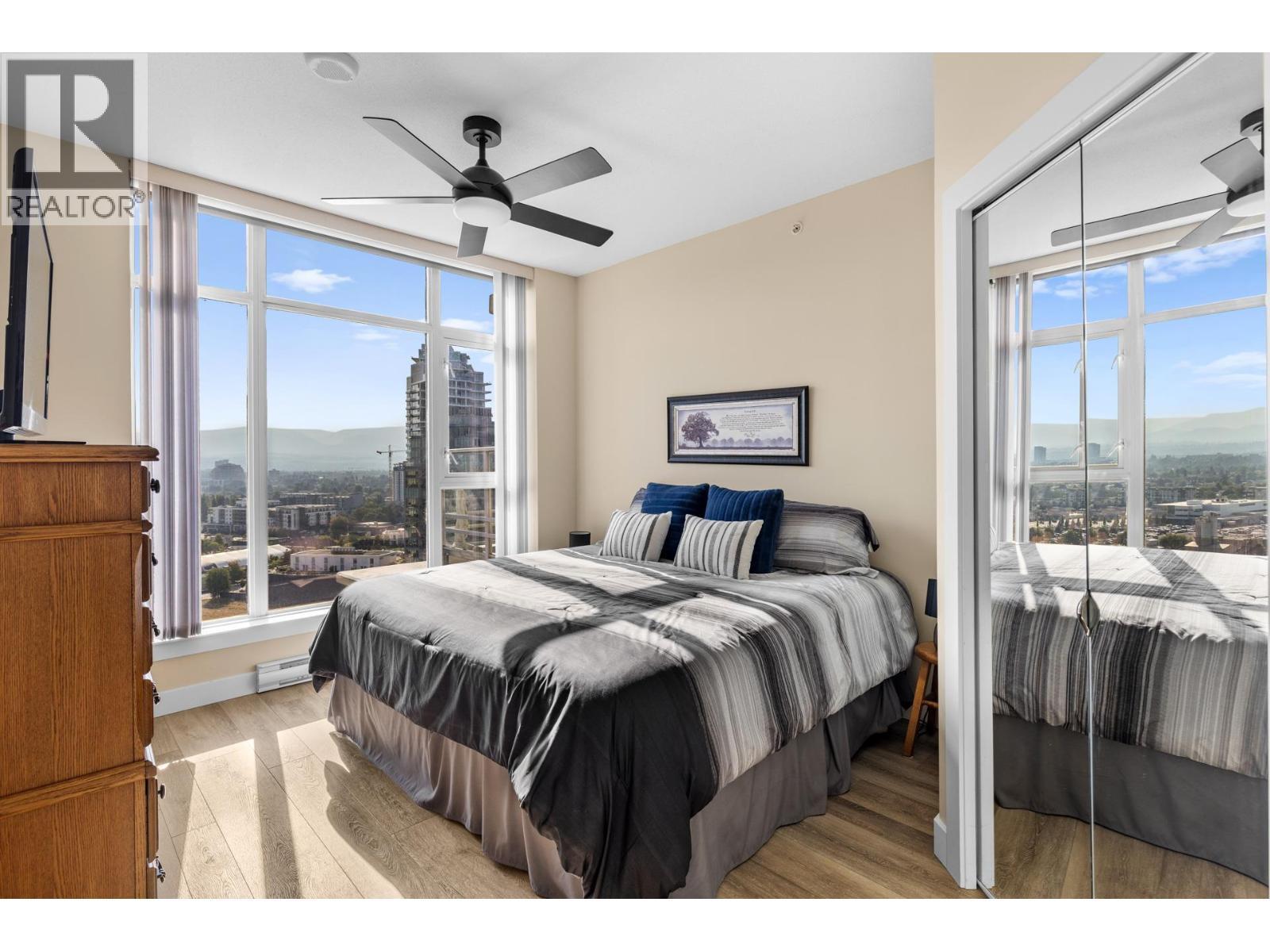 1075 Sunset Drive Unit# 2103. Kelowna, British Columbia