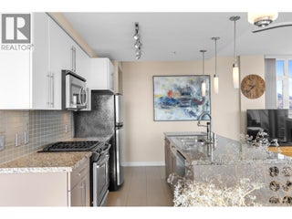 1075 Sunset Drive Unit# 2103. Kelowna, British Columbia