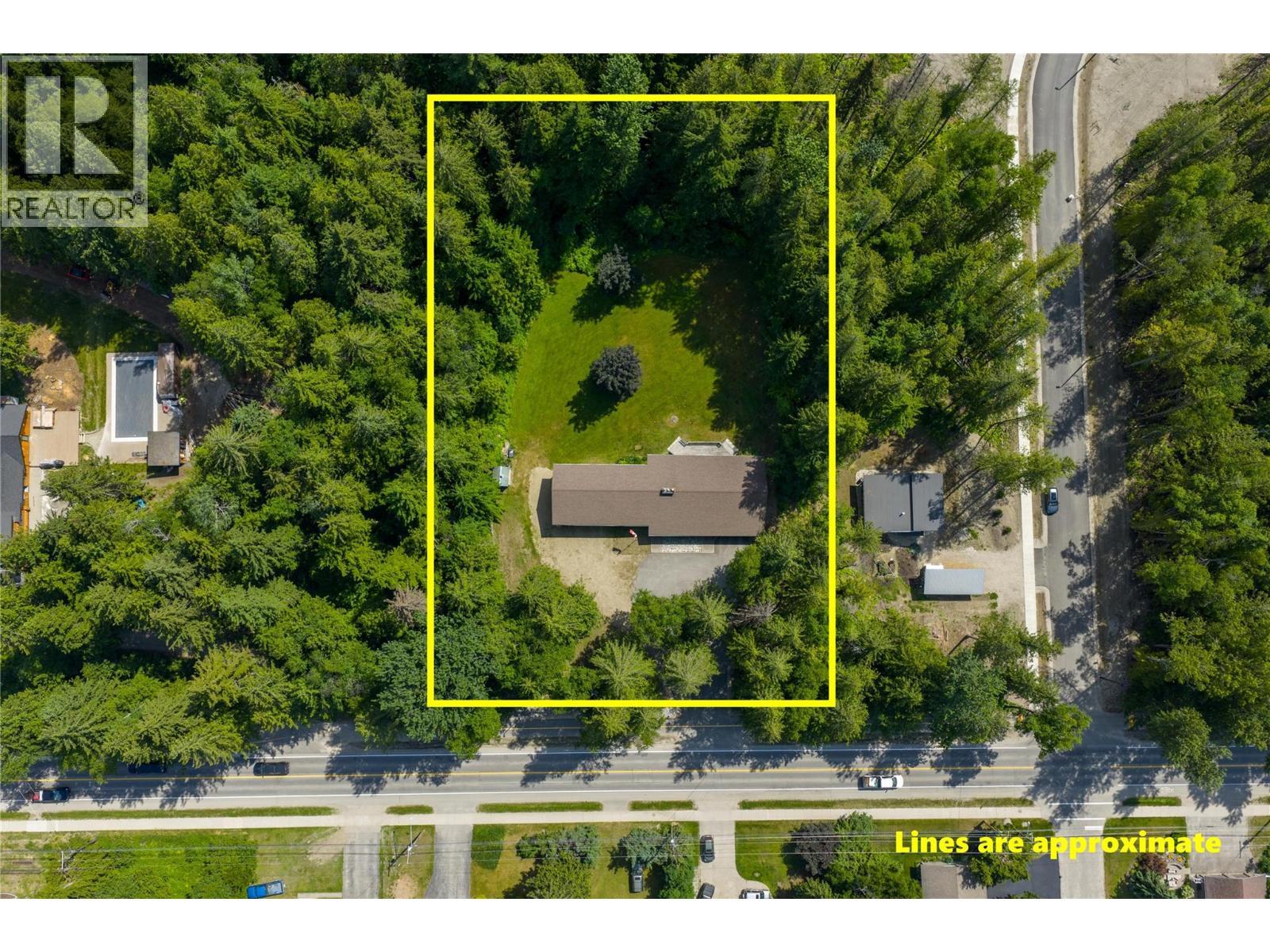 1557 Nichol Road. Revelstoke, British Columbia