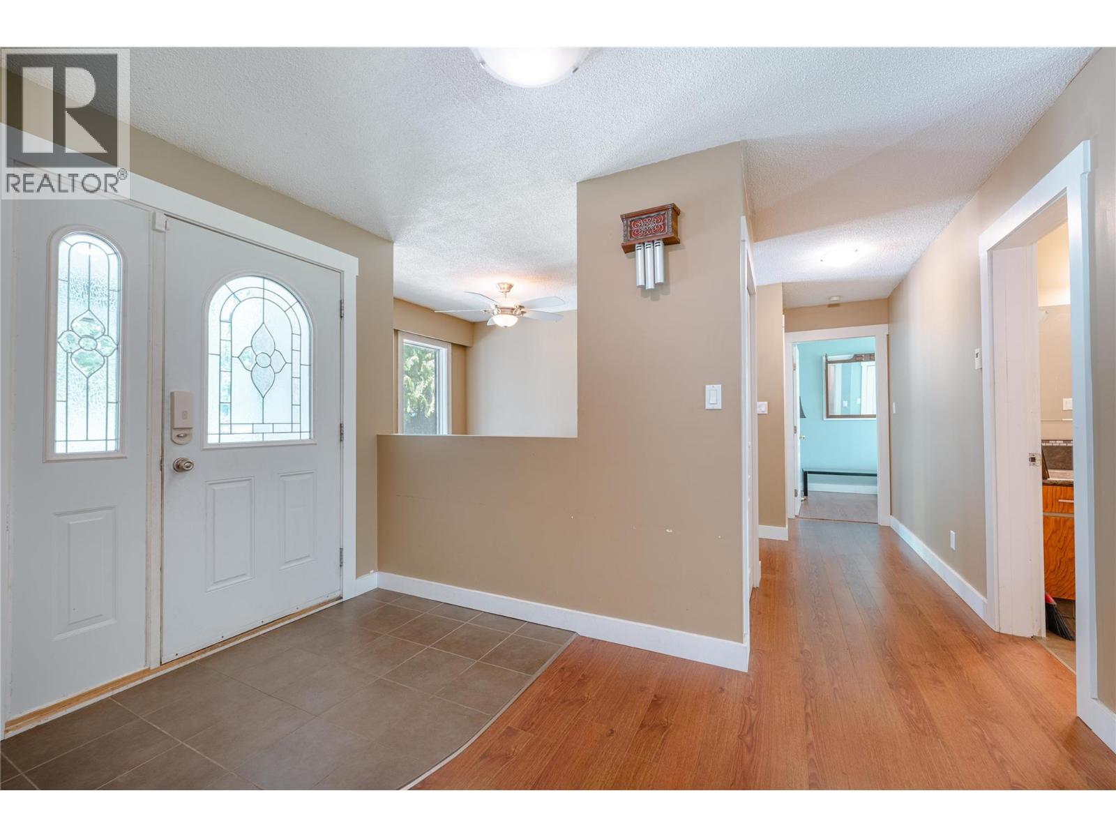 1557 Nichol Road. Revelstoke, British Columbia