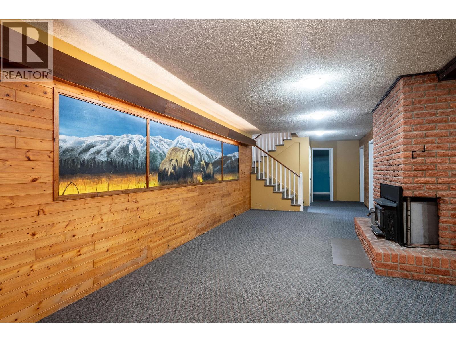 1557 Nichol Road. Revelstoke, British Columbia