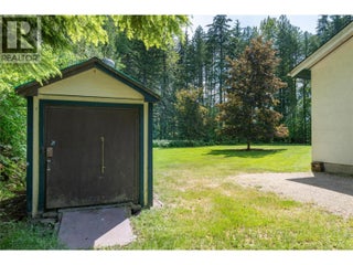 1557 Nichol Road. Revelstoke, British Columbia