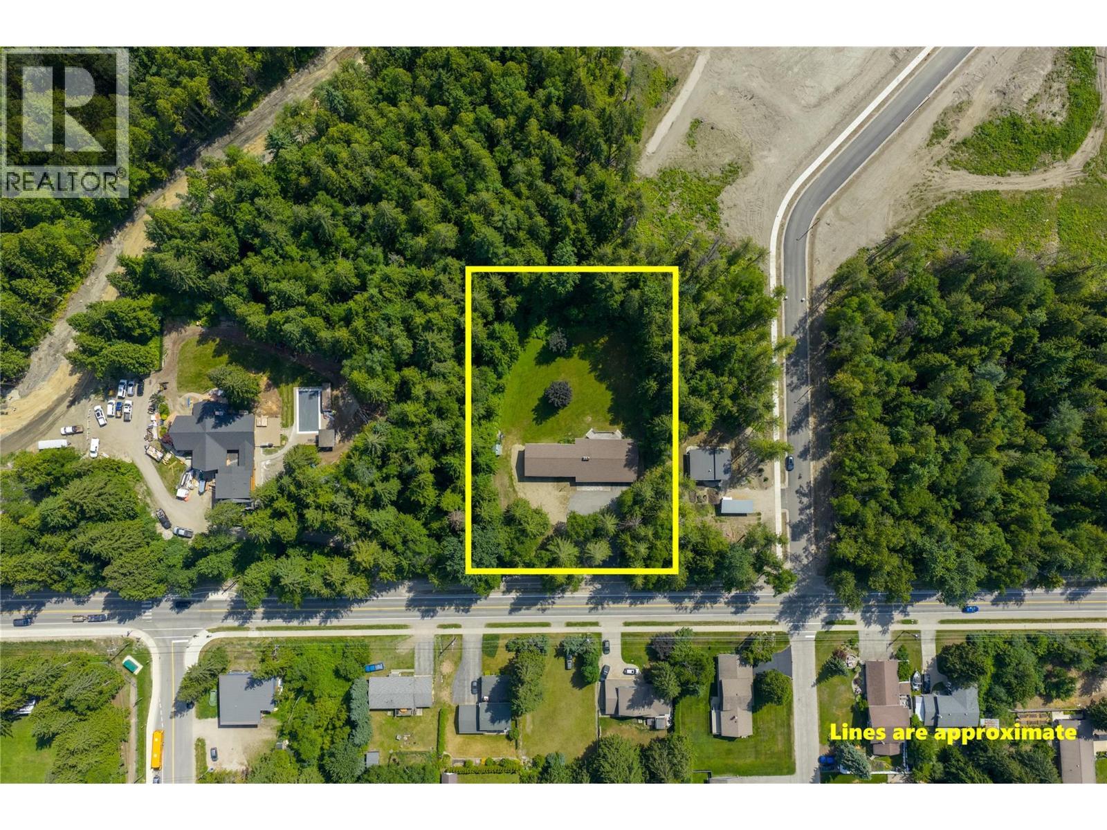 1557 Nichol Road. Revelstoke, British Columbia