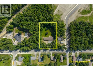 1557 Nichol Road. Revelstoke, British Columbia