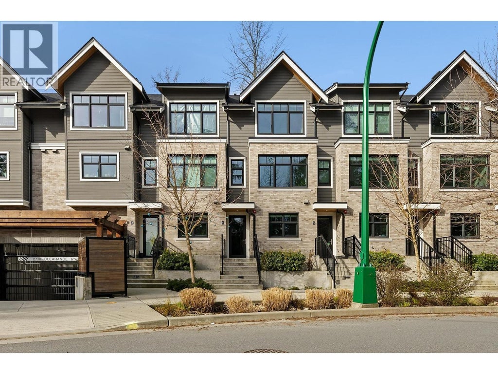 4 1960 Glenaire Drive, North Vancouver