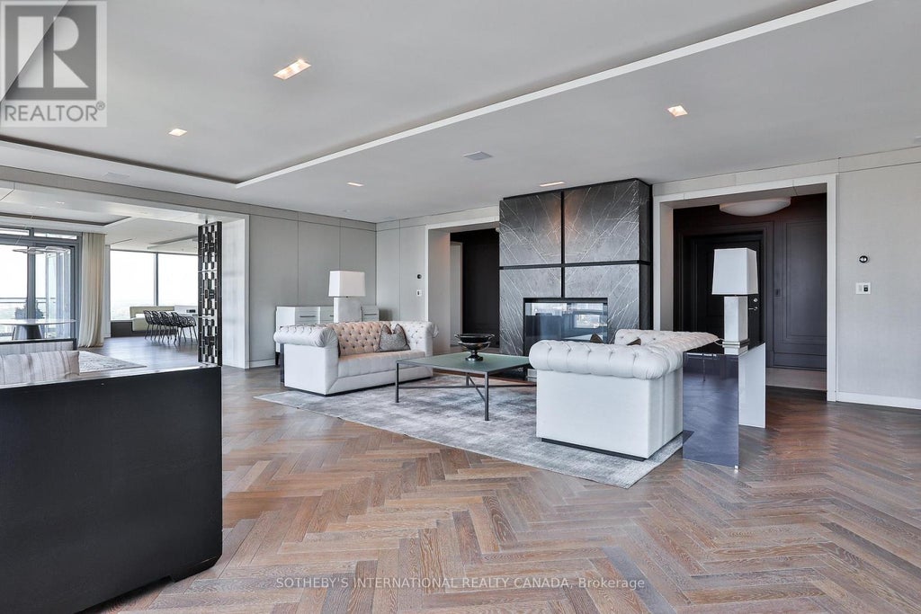 2503/2504 - 50 Yorkville Avenue, Toronto (annex)