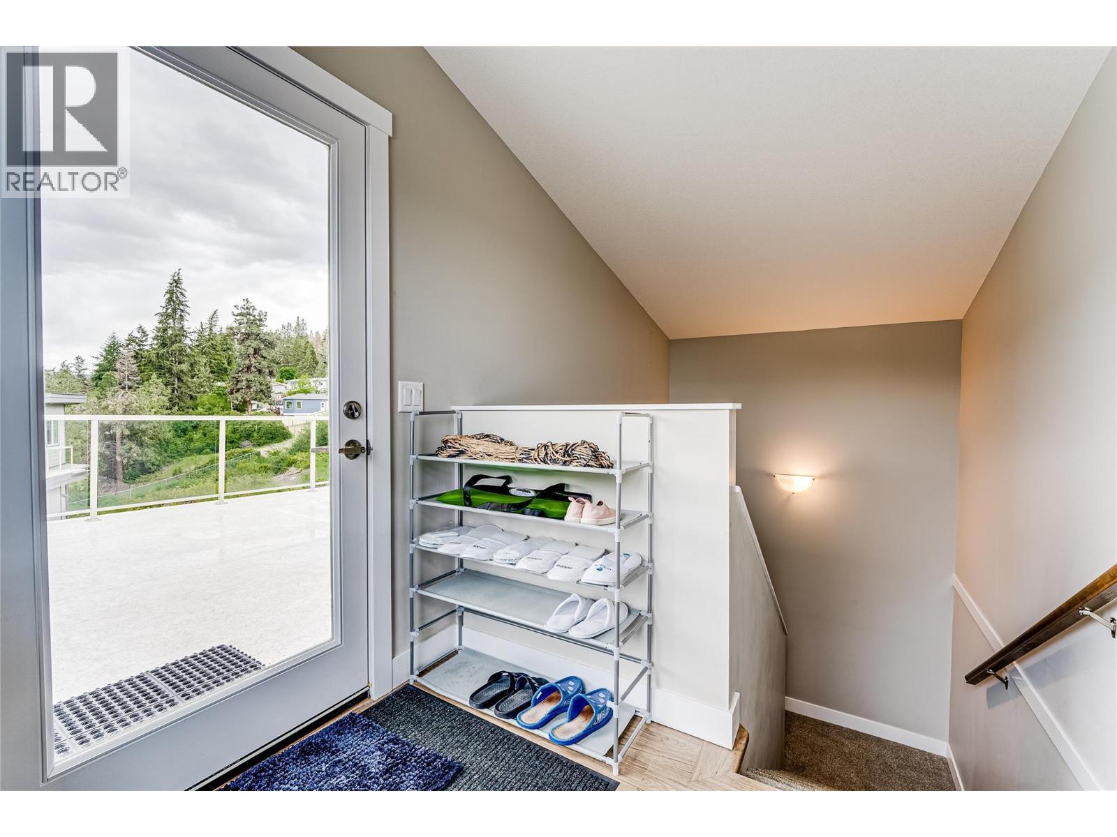 2893 Robinson Road Unit# 2. Lake Country, British Columbia