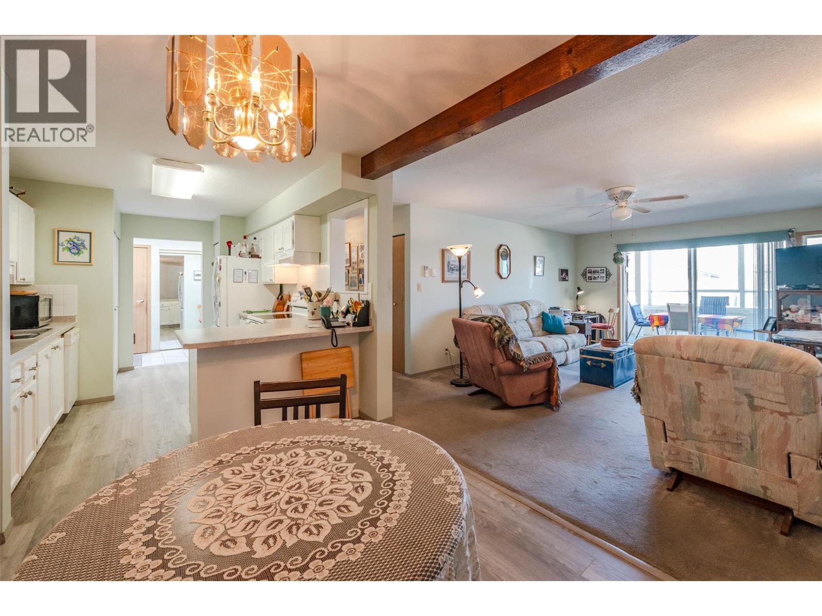 195 Warren Avenue W Unit# 406. Penticton, British Columbia