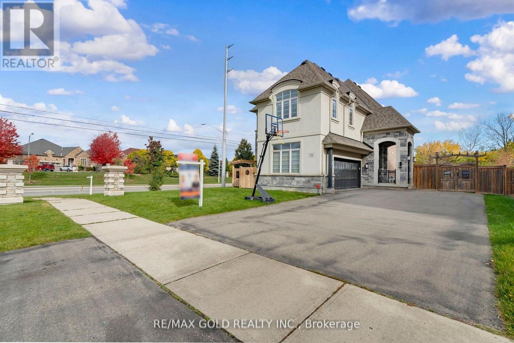 34 Rhapsody Crescent, Brampton (vales Of Castlemore)