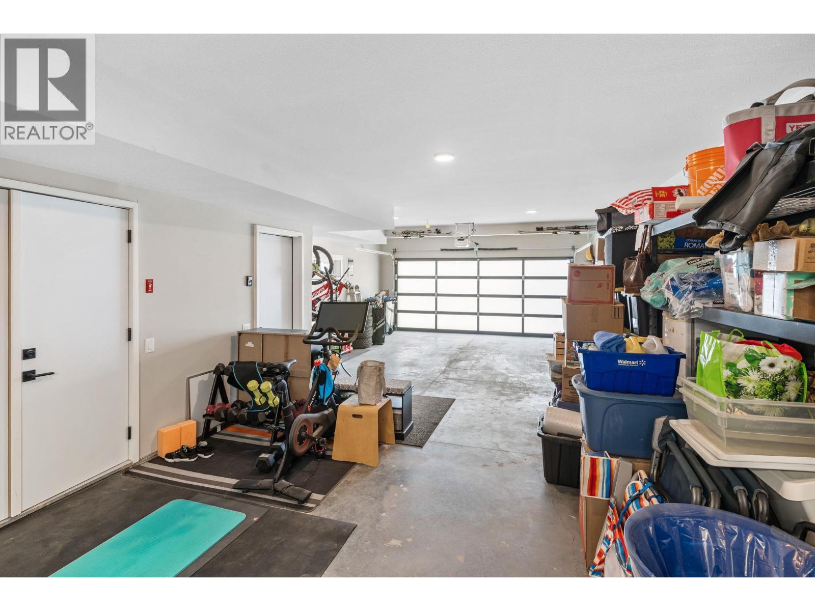 3220 Hilltown Drive Unit# 7. Kelowna, British Columbia