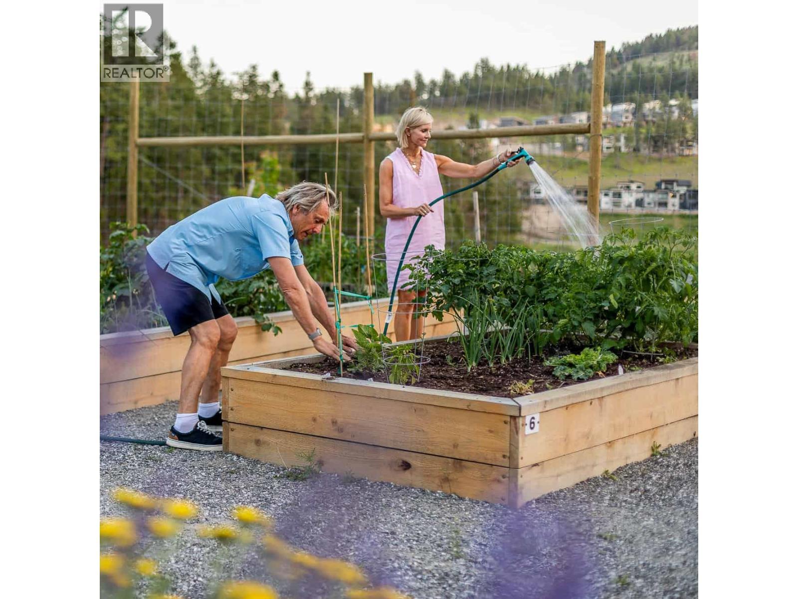 3220 Hilltown Drive Unit# 7. Kelowna, British Columbia