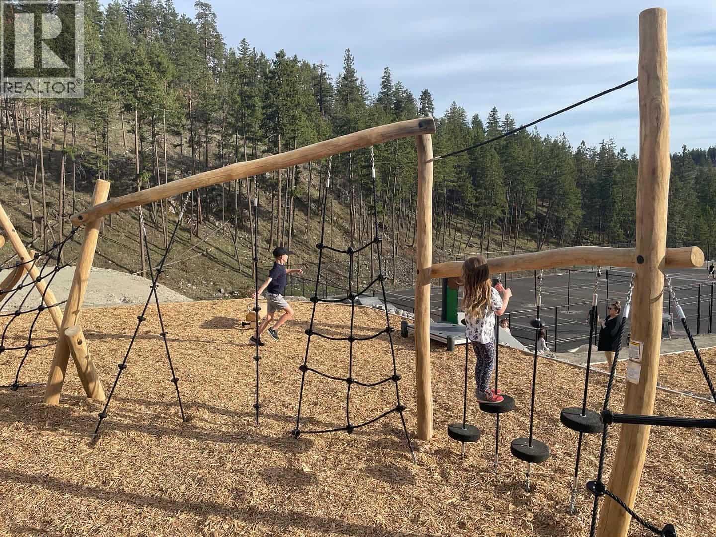 3220 Hilltown Drive Unit# 7. Kelowna, British Columbia