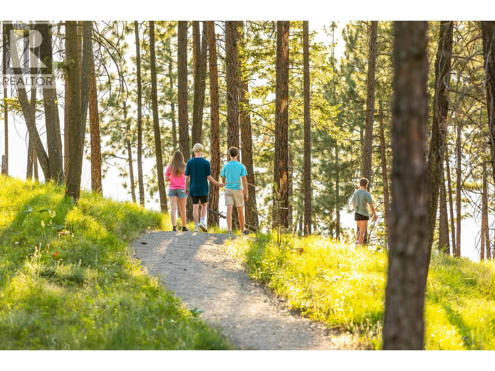 3220 Hilltown Drive Unit# 7. Kelowna, British Columbia