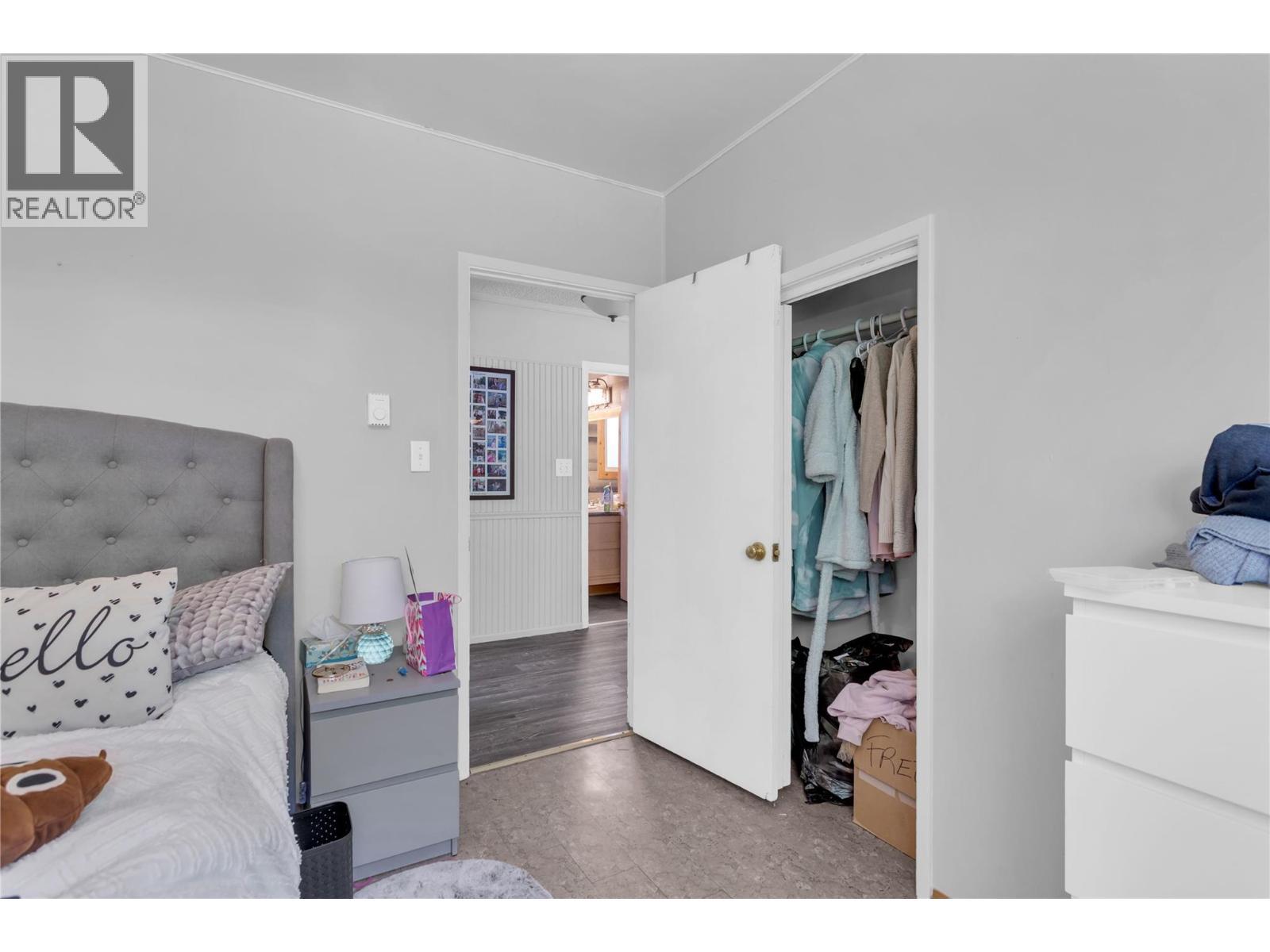 365 Clifton Road. Kelowna, British Columbia