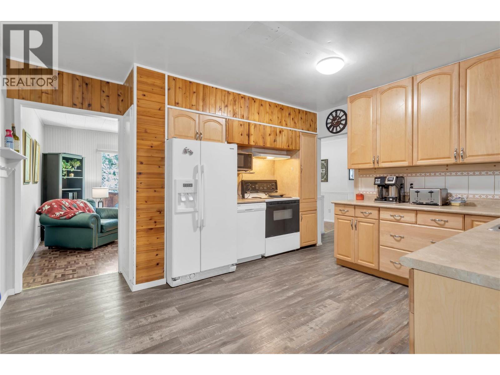 365 Clifton Road. Kelowna, British Columbia