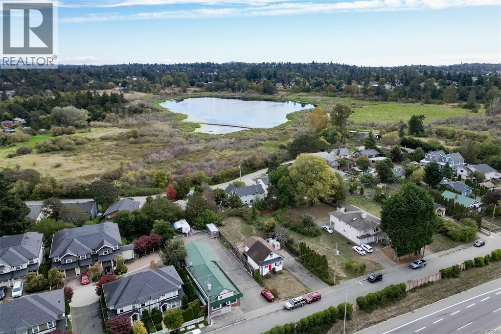 3883 Douglas Street, Saanich
