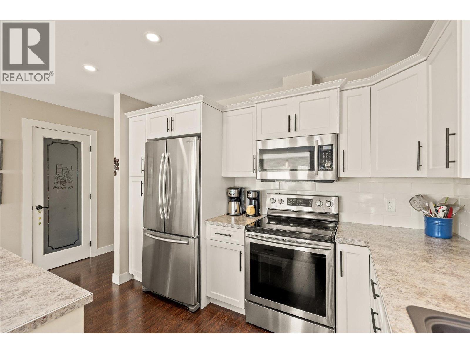 3357 Kingfisher Road. Westbank, British Columbia