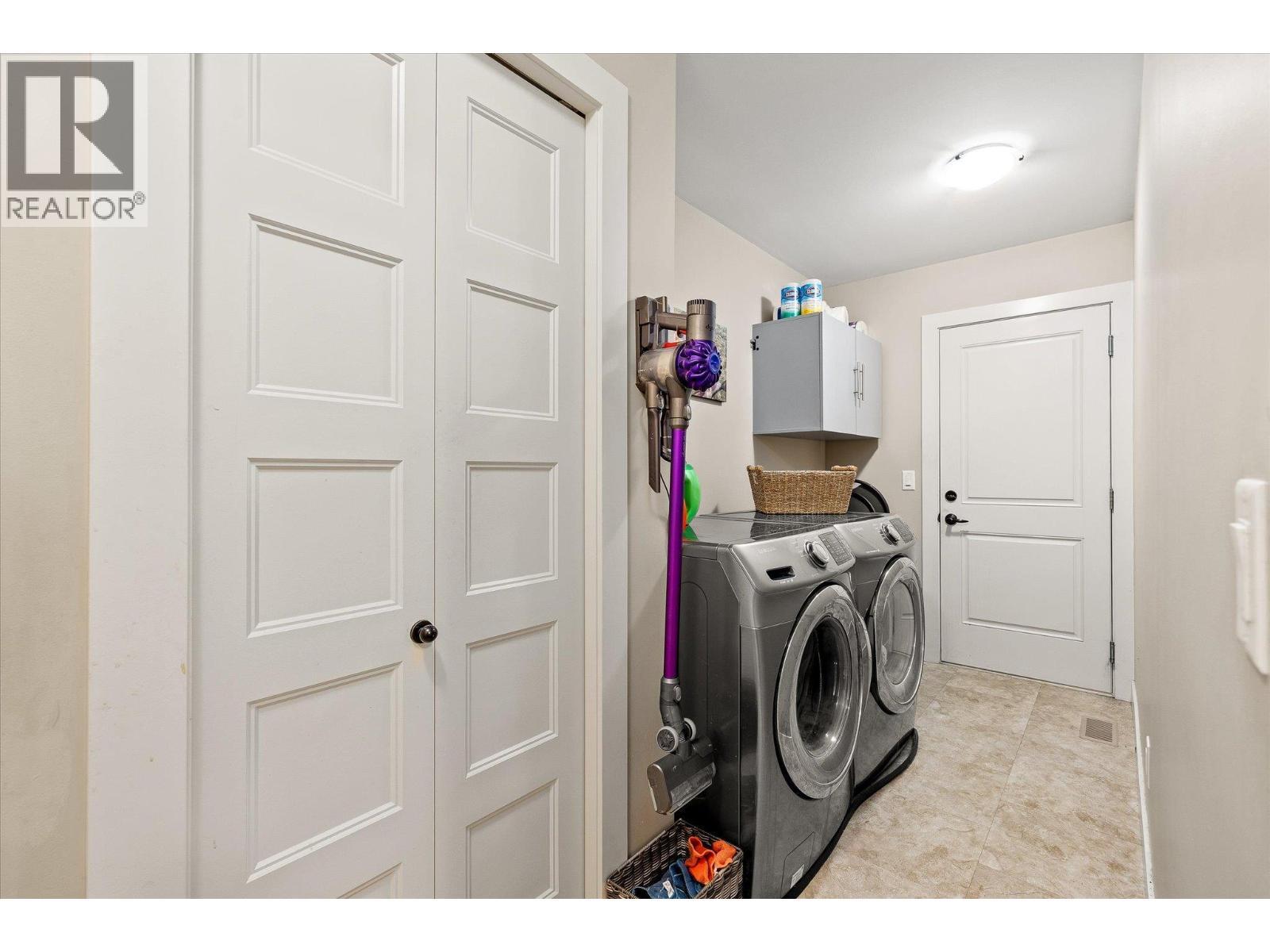 3357 Kingfisher Road. Westbank, British Columbia