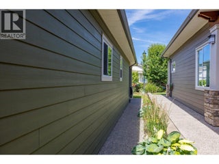 3357 Kingfisher Road. Westbank, British Columbia