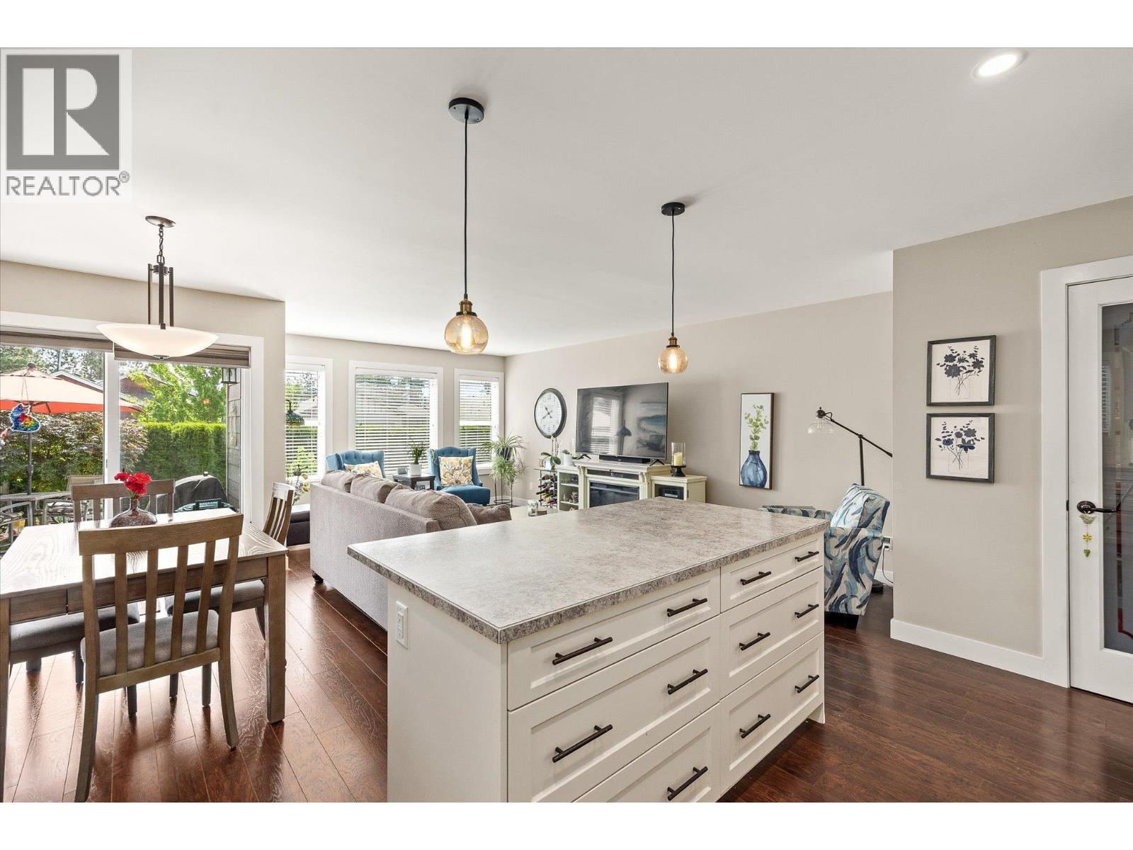 3357 Kingfisher Road. Westbank, British Columbia