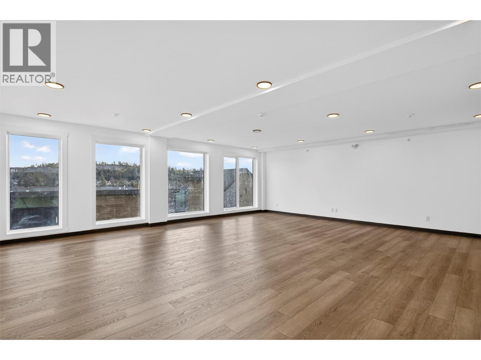 2735 Shannon Lake Road Unit# 210. West Kelowna, British Columbia