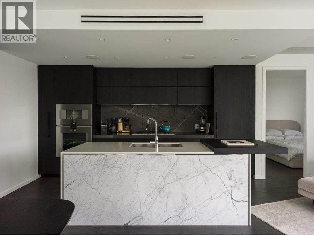 406 1601 Quebec Street, Vancouver