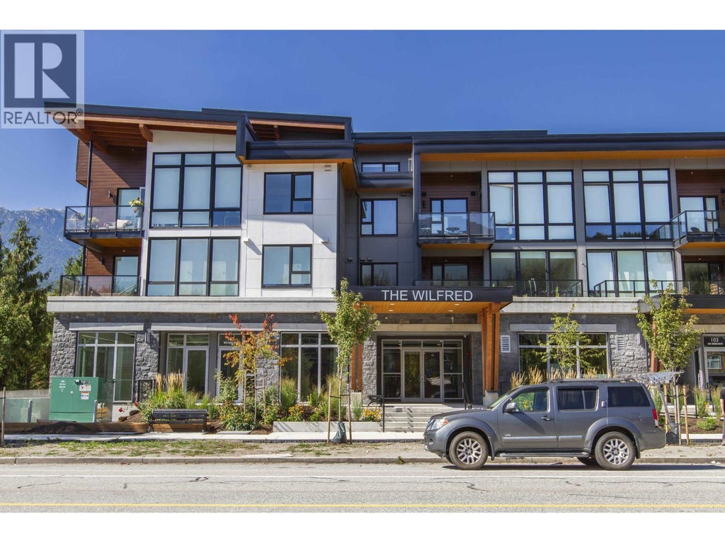 202 1870 Dowad Drive, Squamish