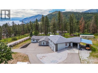 5308 Law Street. Peachland, British Columbia