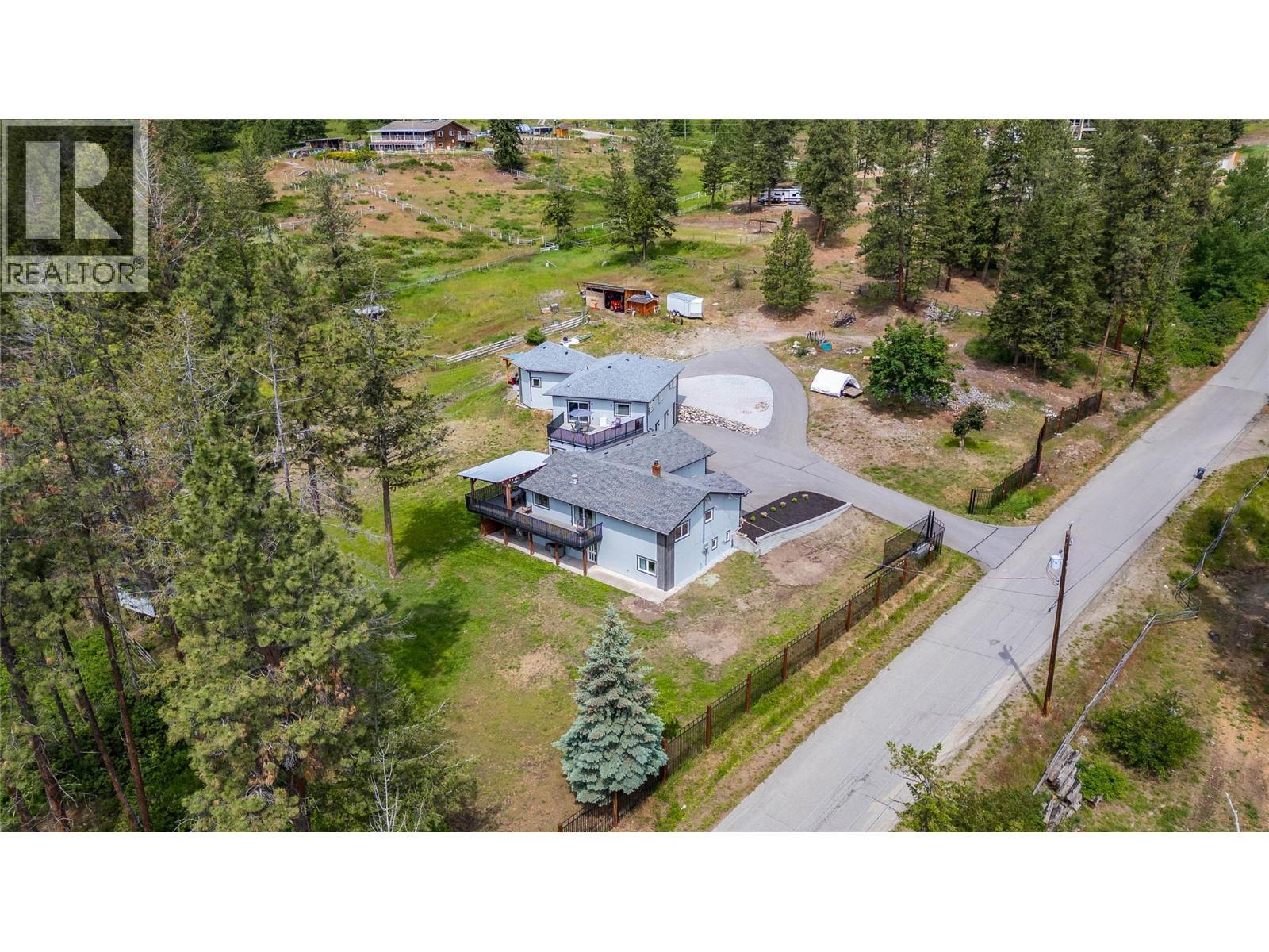5308 Law Street. Peachland, British Columbia
