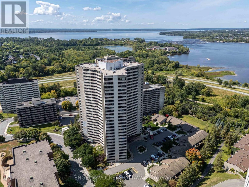 606 - 1171 Ambleside Drive, Ottawa