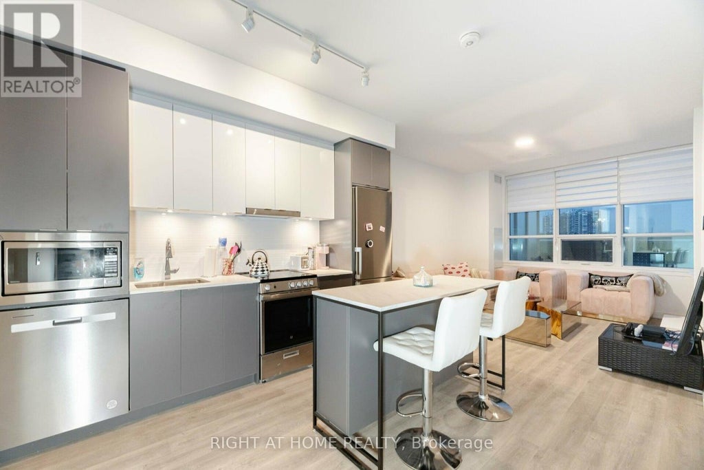 B-226 - 50 Upper Mall Way, Vaughan (brownridge)