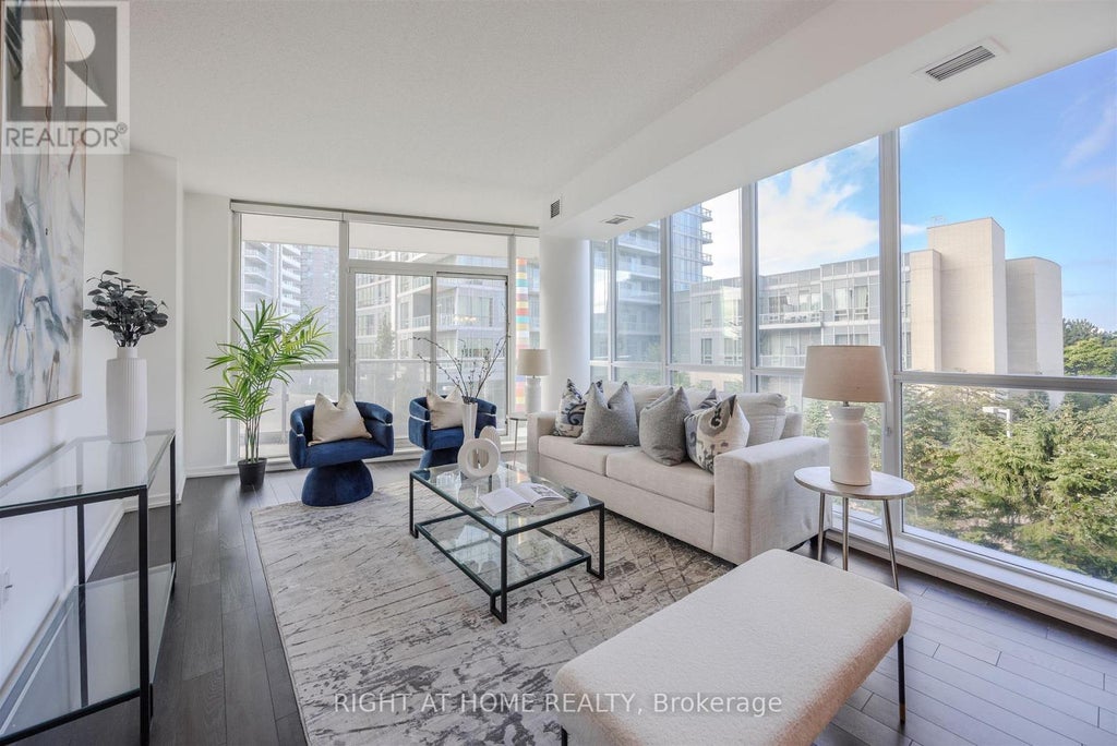 206 - 70 Forest Manor Road, Toronto (henry Farm)