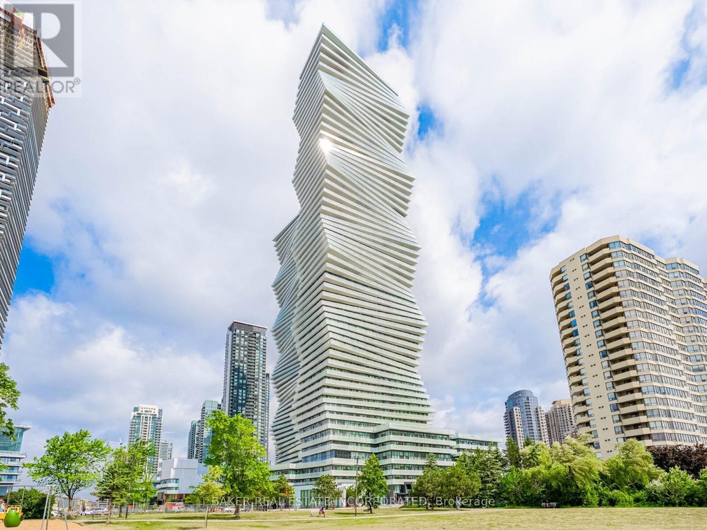 Th 12 - 407 Webb Drive, Mississauga (city Centre)