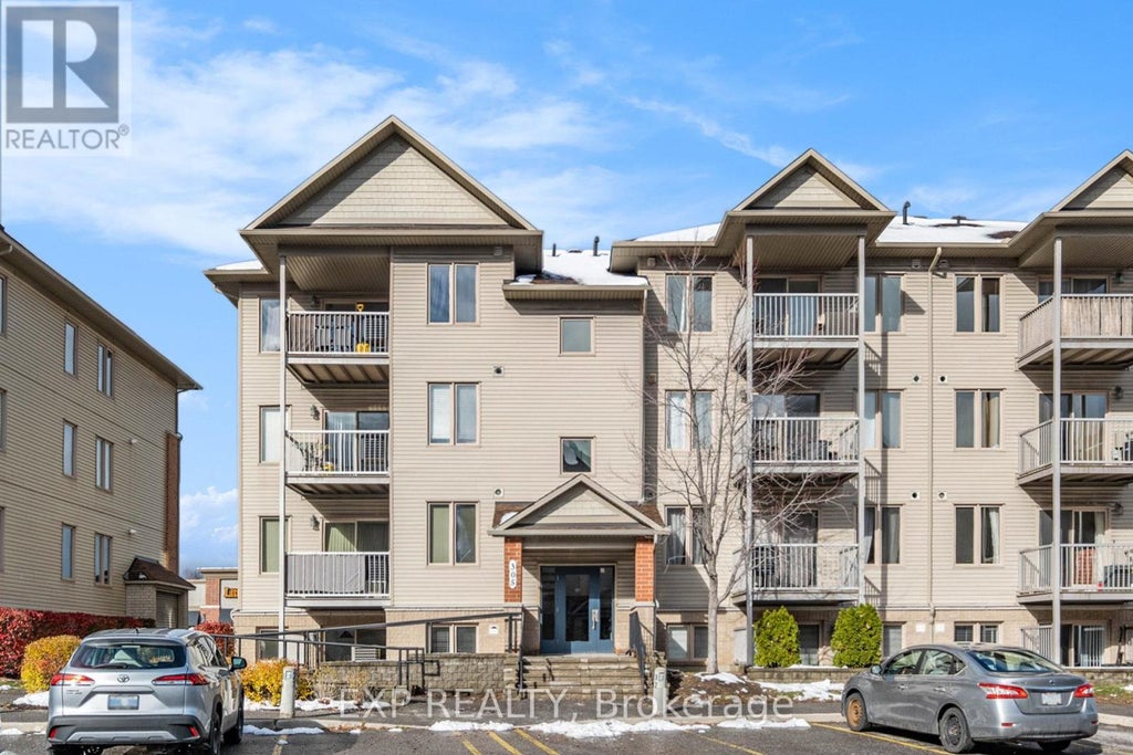 2 - 305 Cresthaven Drive, Ottawa